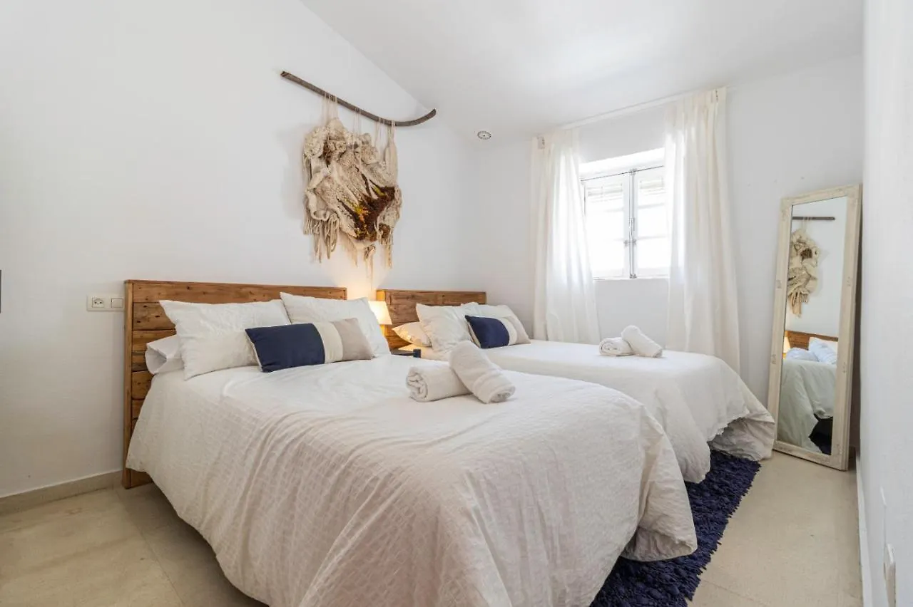 Casa amurallada MNueLa , wifi, garage opcional Jerez de la Frontera 0*,  España