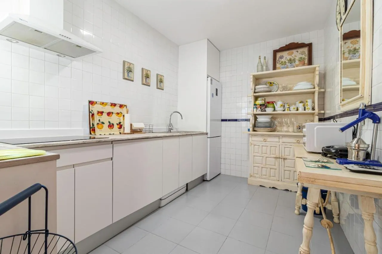 Apartamento Casa amurallada MNueLa , wifi, garage opcional Jerez de la Frontera