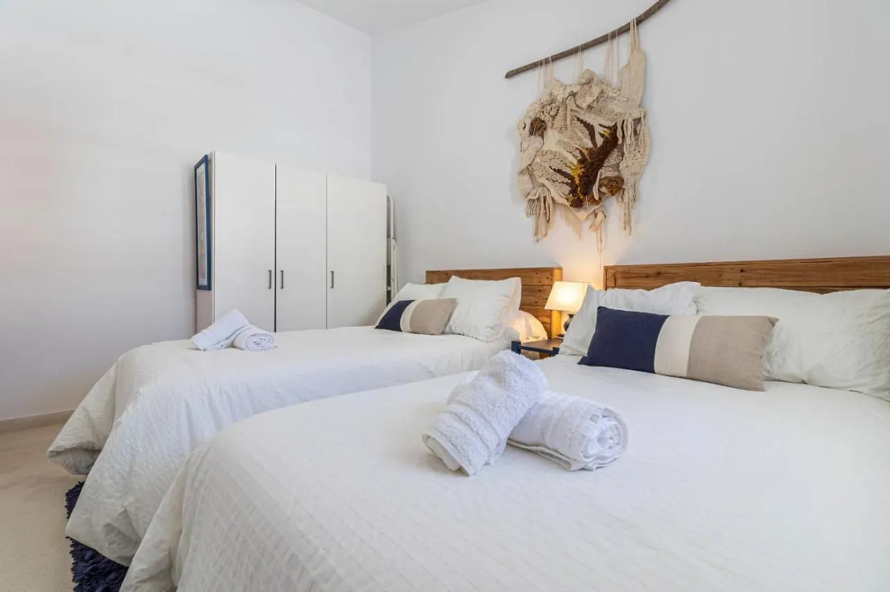 Casa amurallada MNueLa , wifi, garage opcional Jerez de la Frontera Apartamento