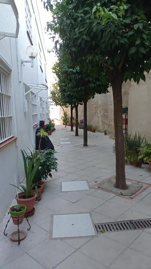 Casa amurallada MNueLa , wifi, garage opcional Jerez de la Frontera